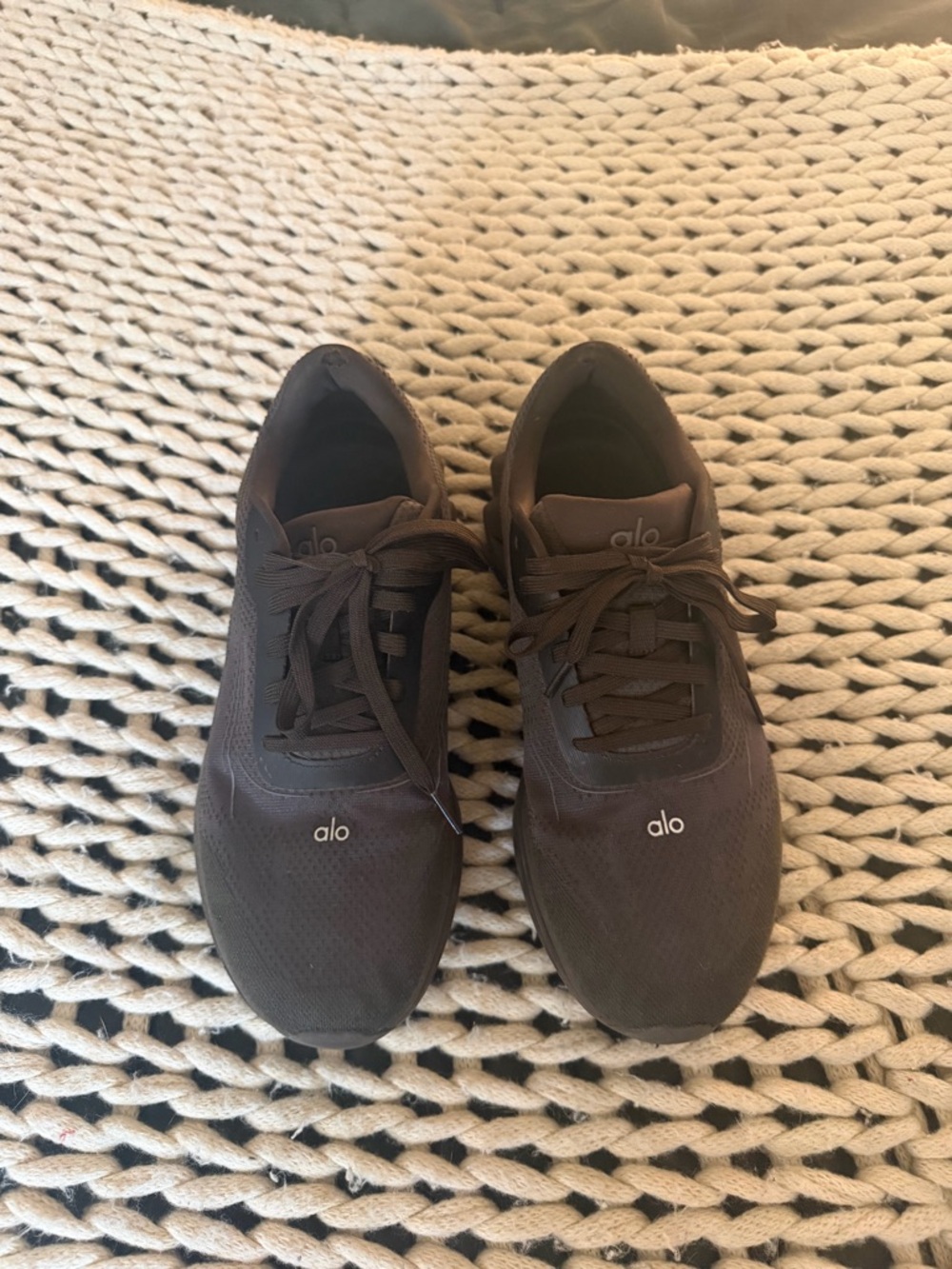 ALO Yoga ALO Runner - Espresso